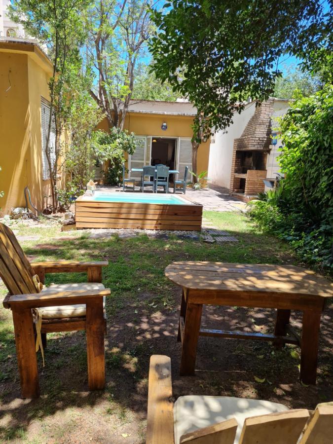 メンドーサ Veinticinco Casa De Huespedesヴィラ エクステリア 写真